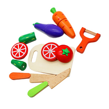 Cargar imagen en el visor de la galería, Set de vegetales en madera