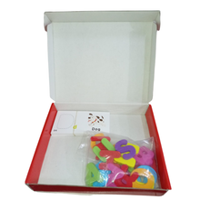 Cargar imagen en el visor de la galería, 🧠🔤 Juego de tarjetas alfabéticas con letras en madera – Inglés