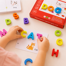 Cargar imagen en el visor de la galería, Juego de tarjetas alfabéticas con letras en madera – Inglés