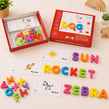Cargar imagen en el visor de la galería, Juego de tarjetas alfabéticas con letras en madera – Inglés
