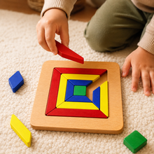Cargar imagen en el visor de la galería, Tablero Didáctico Montessori de Figuras Geométricas
