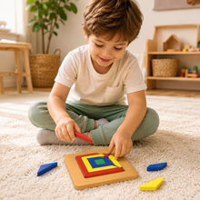 Cargar imagen en el visor de la galería, Tablero Didáctico Montessori de Figuras Geométricas
