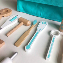 Cargar imagen en el visor de la galería, Kit de medicina y odontología.
